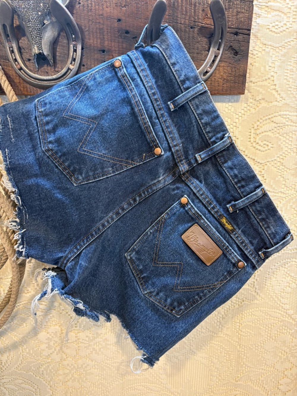 Vintage Wrangler Dark Blue Denim Cutoff Shorts 30